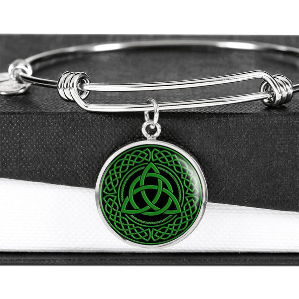 ☘️ Irish Trinity Knot Bangle Bracelet ☘️